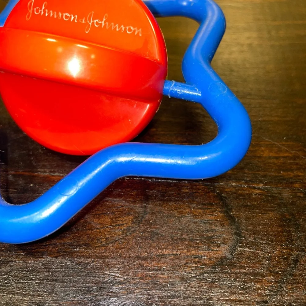 Vintage Johnson & Johnson Red blue Yellow Star Ball Rattle Star Toy‎ 1980's